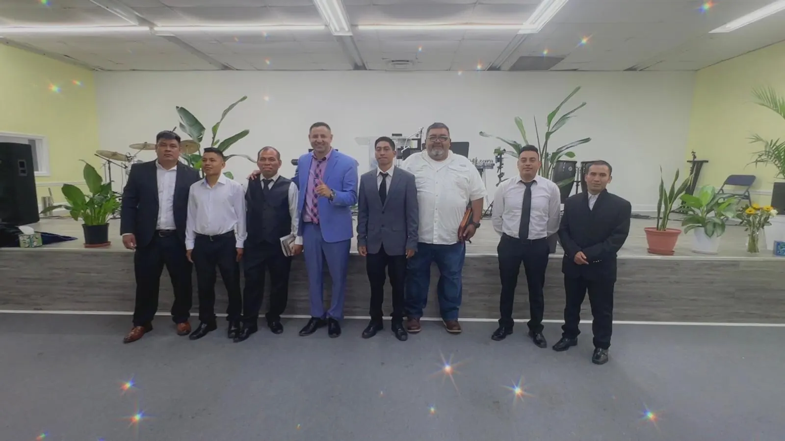 Grupo de caballeros de la congregación